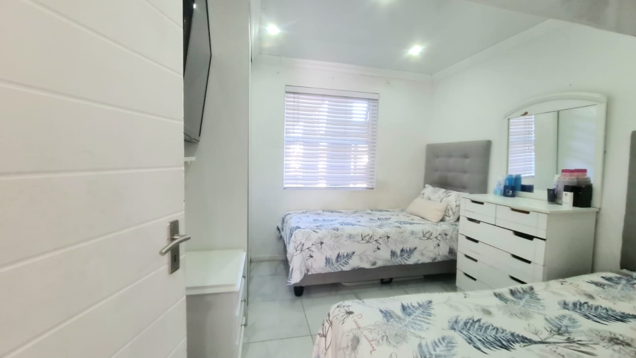 To Let 2 Bedroom Property for Rent in Belhar Western Cape